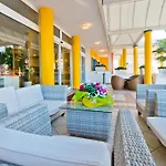 Villaggio Hemingway - Family Apartahotel