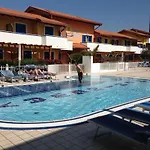 Villaggio Hemingway - Family 4*