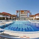 Villaggio Hemingway - Family Apartahotel