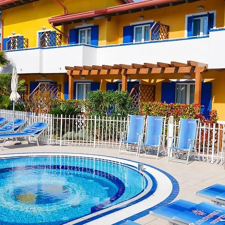 Villaggio Hemingway - Family Aparthotel Caorle