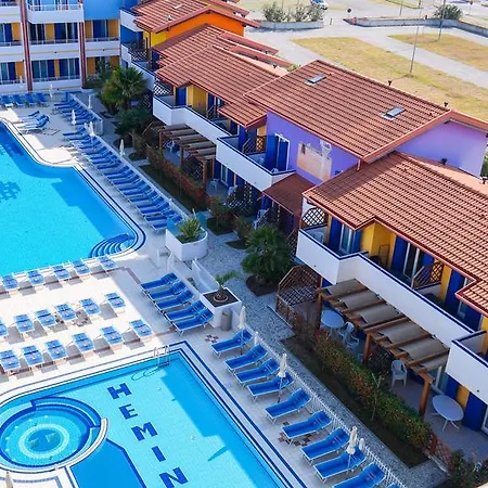 Appart hôtel Villaggio Hemingway - Family 3*