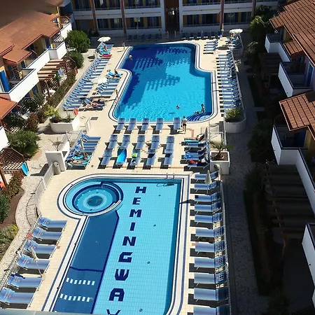 Appart hôtel Villaggio Hemingway - Family 3*