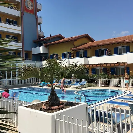 Aparthotel Villaggio Hemingway - Family
