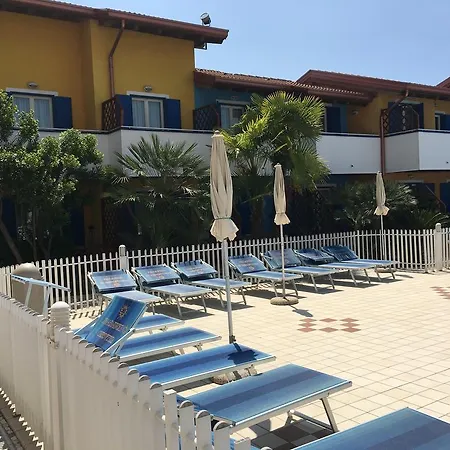 Aparthotel Villaggio Hemingway - Family Aparthotel 3*