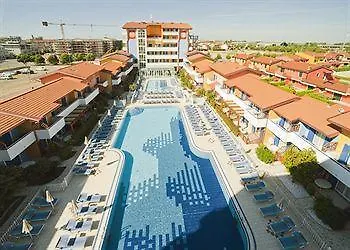 Villaggio Hemingway - Family מלון דירות 4*