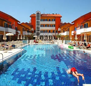 מלון דירות Villaggio Hemingway - Family